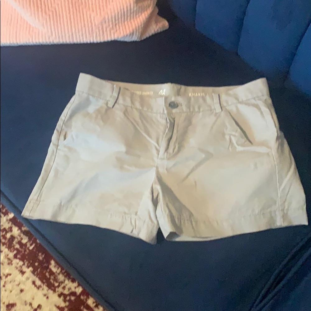 GAP Gray Khaki Shorts